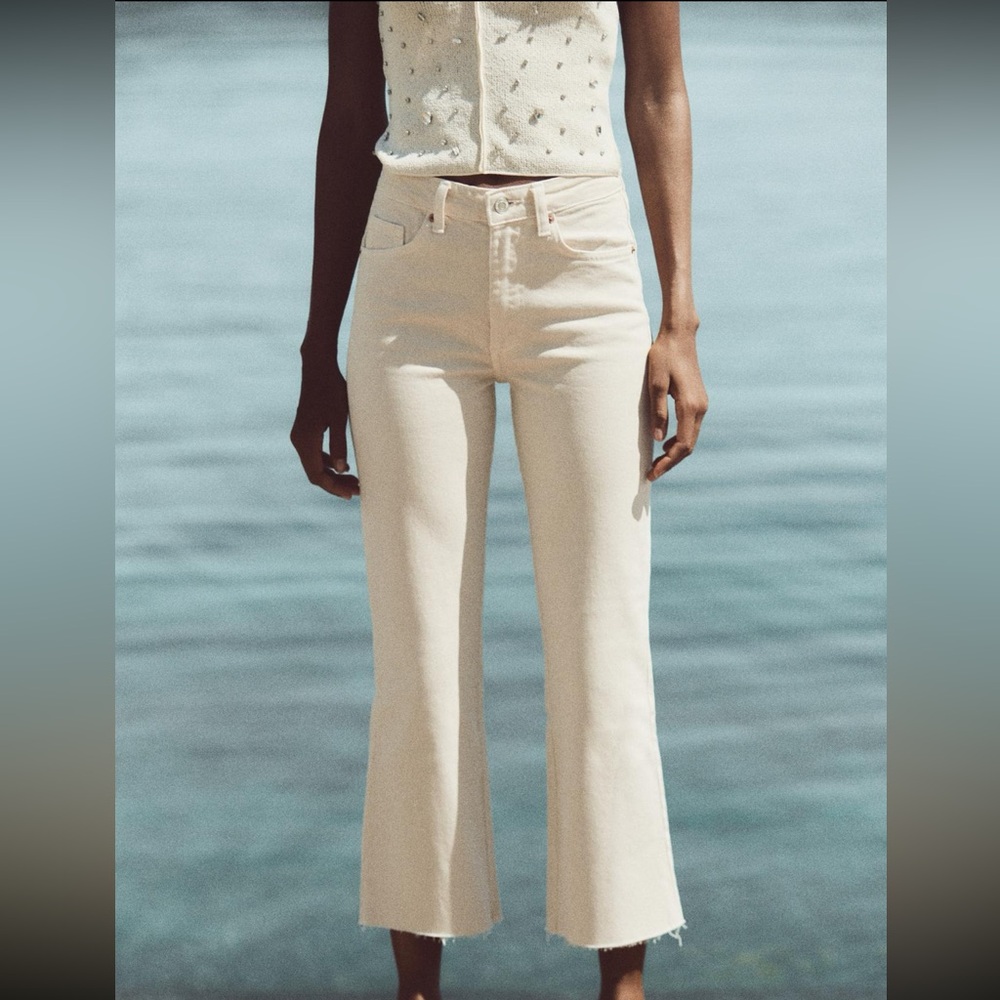 ZARA cropped high waisted jeans